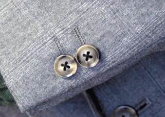ジャケットの 袖ボタンの数 のこだわりかた スーツのデザイン